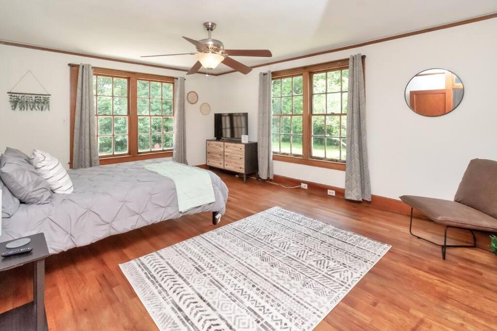 Stylish 3 Bedroom Home Close To Downtown Mobile Exteriör bild